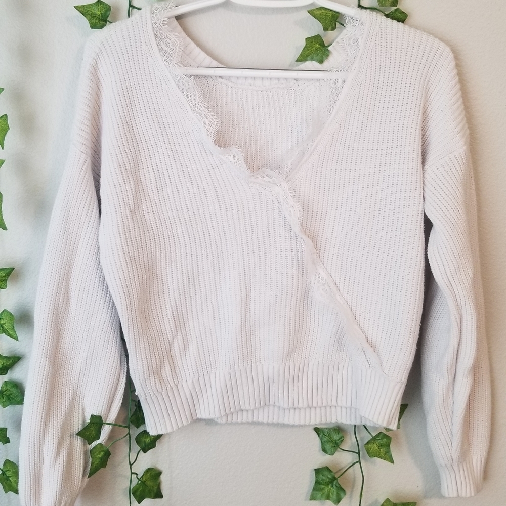 Hollister sweater